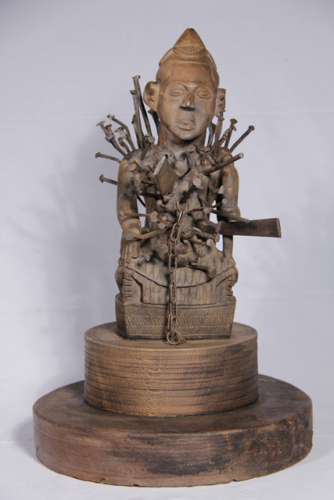 "Chimama" - Nkisi chiodato