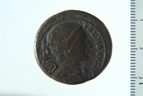 AE (serie: Romana provinciale) C. Clovius praef per Cesare 46 a.C. - 45 a.C. Mediolanum(?)