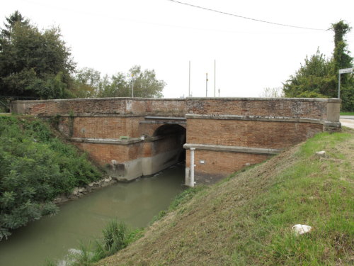 Ponte Sostegno Torricella: ponte (demaniale)  / ambito rodigino polesano - periodo ottocentesco - CASTELNUOVO BARIANO (ROVIGO) 