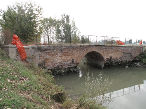 Ponte Tiezze: ponte (demaniale)  / ambito rodigino polesano - periodo ottocentesco - CENESELLI (ROVIGO) 