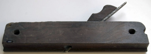 sponderuola per battenti