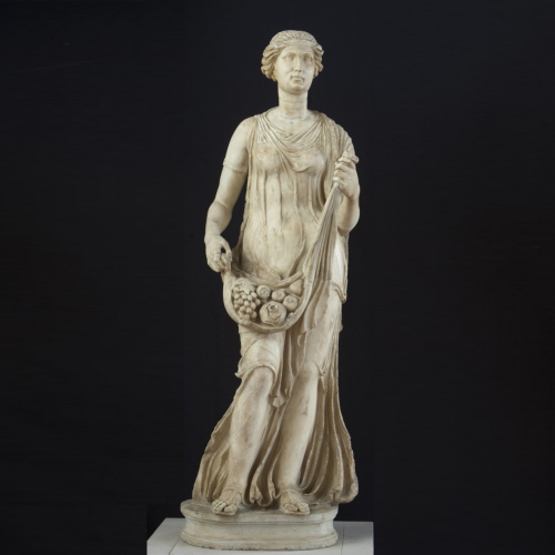 statua femminile / Hora dell'Autunno / età romana/ sec. I d.C. 