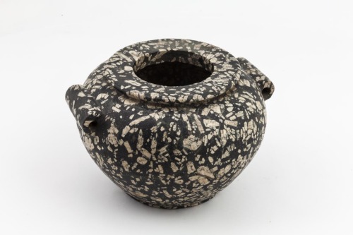 vaso biansato / 3500-2800 a. C.