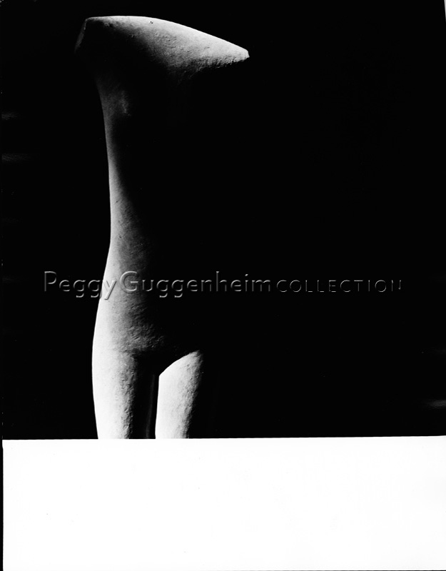 "Donna che cammina", il gesso di Alberto Giacometti, alla Tate Gallery di Londra, 1964 / positivo / Beny, Roloff; / 1964